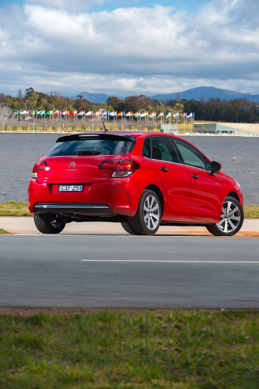  Citroen C4 2015 года  (AU) (фото 8 из 26)